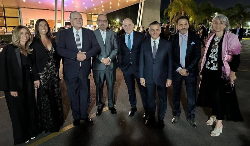 Espert con dirigentes de JxC. Proyecta unirse a la alianza opositora.