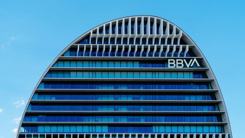 BBVA gana 4994 millones de euros, un 29% más y marca un nuevo récord.