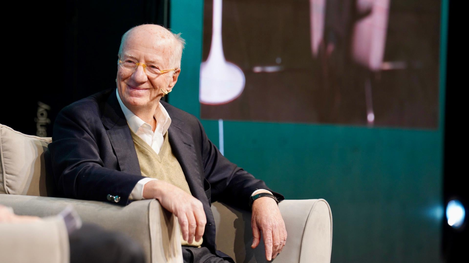 Rocca, en mangas de camisa, y el hilo que llega hasta Franco Macri