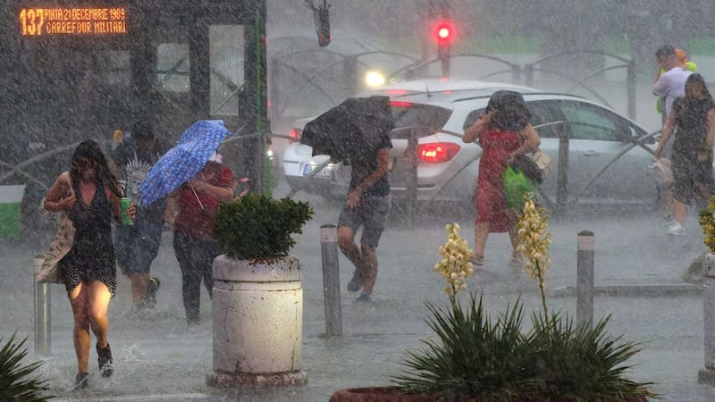 Cielos cubiertos en la mayor parte de la mitad noroeste con precipitaciones, este domingo. (Fuente: archivo).