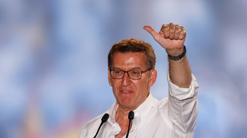 El Partido Popular obtuvo más bancas que el PSOE, pero no alcanza la mayoría para formar gobierno.