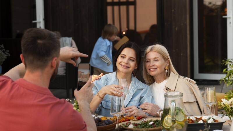 El corredor ofrece desde restaurantes de cocina vegana hasta parrillas tradicionales.