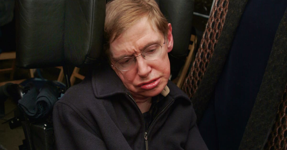 Photo: cronista.com Stephen Hawking dedicó gran parte de su vida al estudio del universo y los agujeros negros
