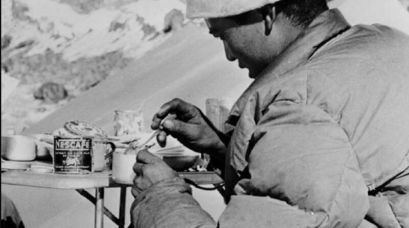 Edmund Hillary y Tenzing Norgay llevaron una lata de Nescafé en su expedición a la cima del Everest