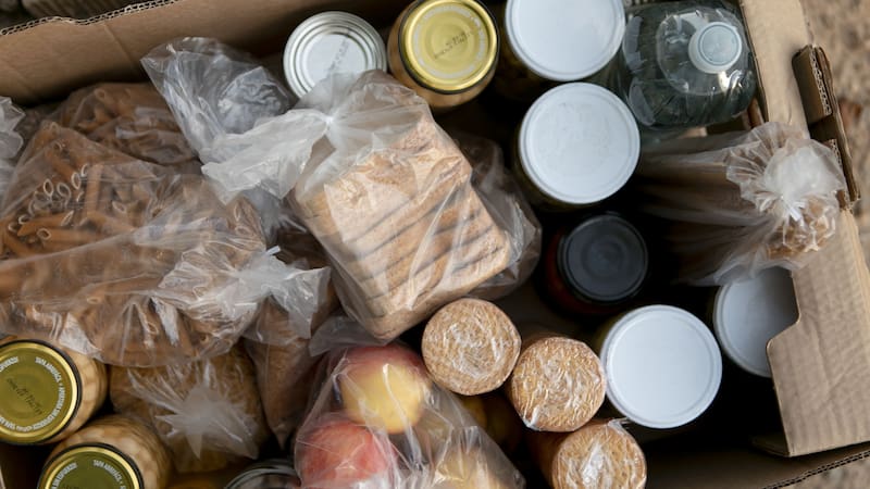 La entrega inicial incluye papa y otros productos básicos.