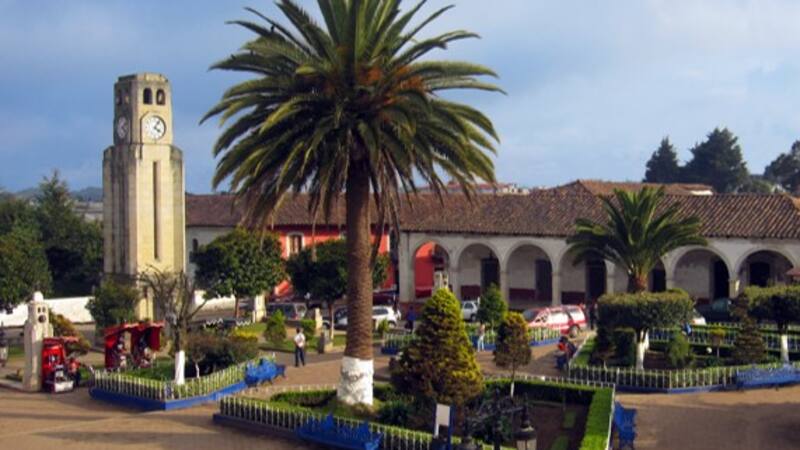 Las actividades al aire libre son populares e incluyen caminatas por el bosque y paseos en tirolesa.