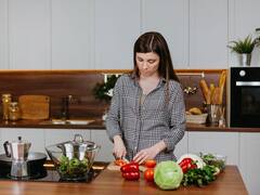 Por qué el 28 de agosto es el Día de la Comida Cruda y cuáles son los beneficios de comer los alimentos sin cocinar o hervir