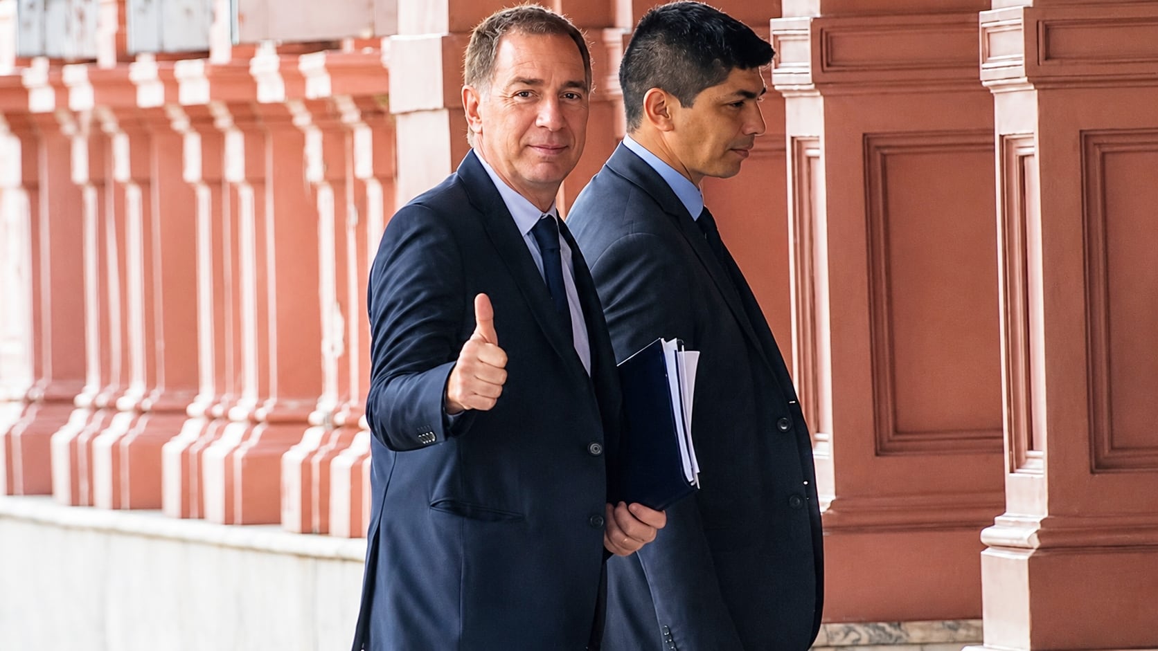 Santilli dio detalles de la salida de Adorni y marcó su próximo desafío