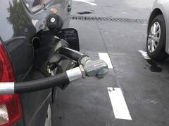 Por el dólar y la inflación, las naftas aumentarían otro 3% desde marzo