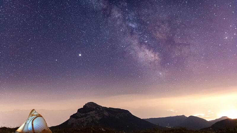 Buscan voluntarios en todo el mundo para identificar y clasificar galaxias: todos los detalles.