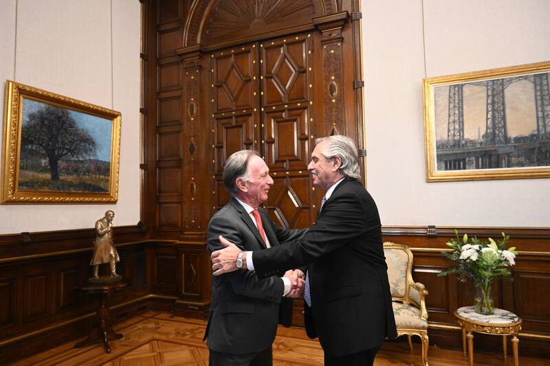 El presidente Alberto Fernández recibió a Gustavo Weiss de Camarco en la Casa Rosada