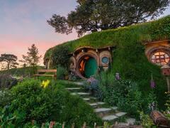 Airbnb ofrece la posibilidad de dormir en La Comarca como hobbit: cuánto cuesta esta experiencia