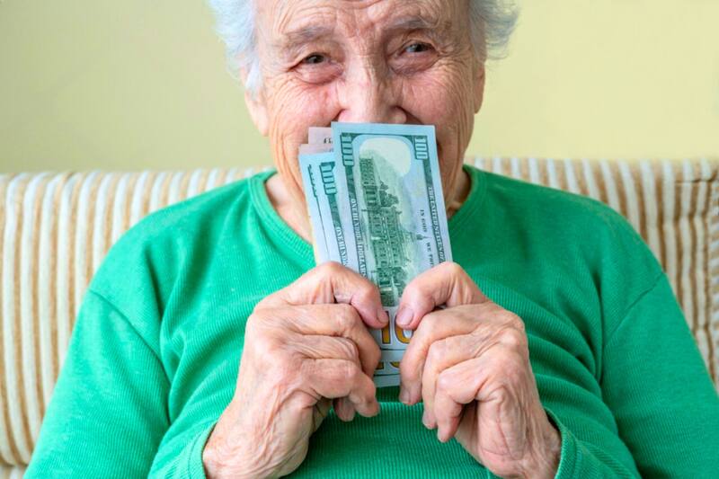 Una nueva orden ejecutiva firmada por el presidente Donald Trump cambia por completo la manera en que millones de jubilados en Estados Unidos podrán planificar su retiro. Foto: Archivo.