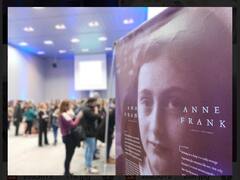 Santiago del Estero recordó a Ana Frank con una impactante exposición