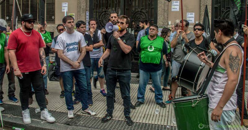 Protesta de Unión Informática en 2018 frente al Ministerio de Trabajo.