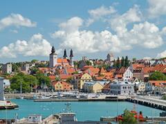 Emigrar a Suecia: el país ofrece trabajo fijo y sueldos desde 3800 euros, ¿cómo inscribirse?