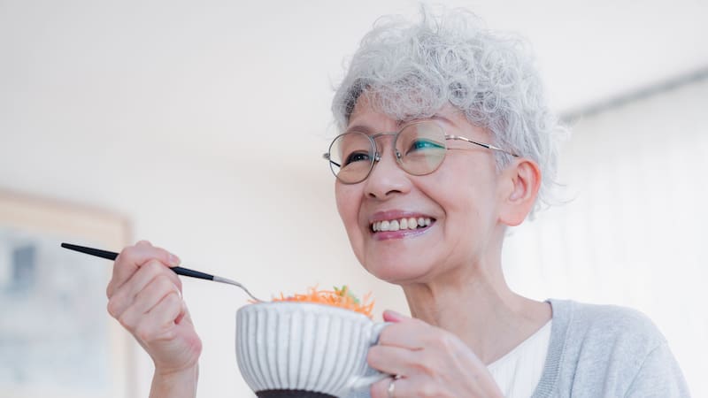 El alimento que los japoneses no quieren que conozcas: incluye todo para mejorar la digestión y la salud de los huesos.