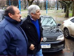 La hija del "Momo" Venegas echó a Hugo Moyano del velorio de su padre