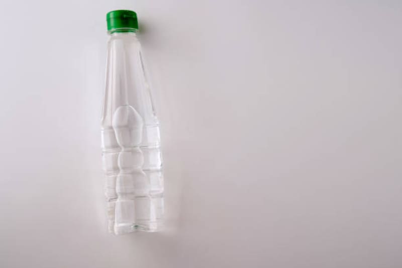 Así puedes usar vinagre para eliminar el sarro de tus dientes. Fuente: Shutterstock.