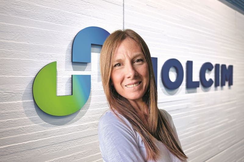 Sol Arce, directora de RR.HH. de Holcim.