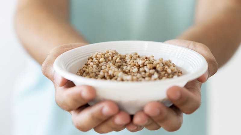 El consumo de farro puede contribuir a una vida más saludable y una mayor longevidad.