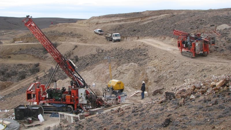Gigante sudafricano cierra acuerdo para explorar una mina de oro en Santa Cruz