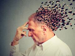 Alzheimer: el síntoma casi imperceptible que aparece antes de los 65 años y es clave detectarlo a tiempo