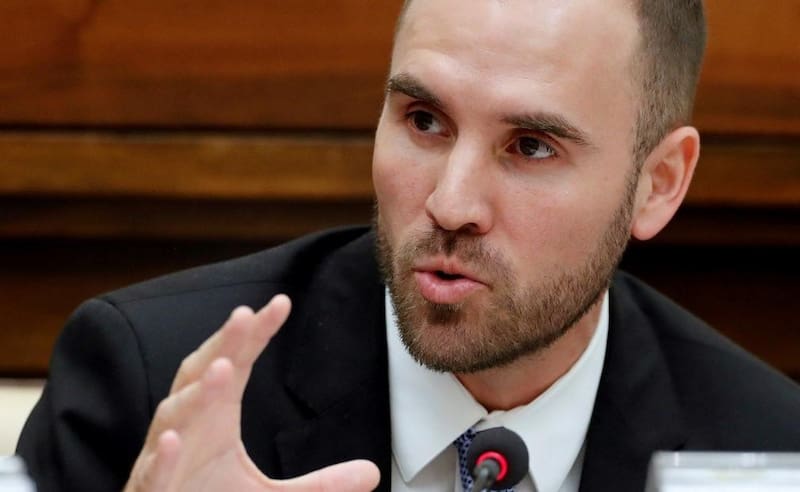 La meta del Gobierno es cerrar el año con un déficit fiscal primario de 4,5% del PBI.