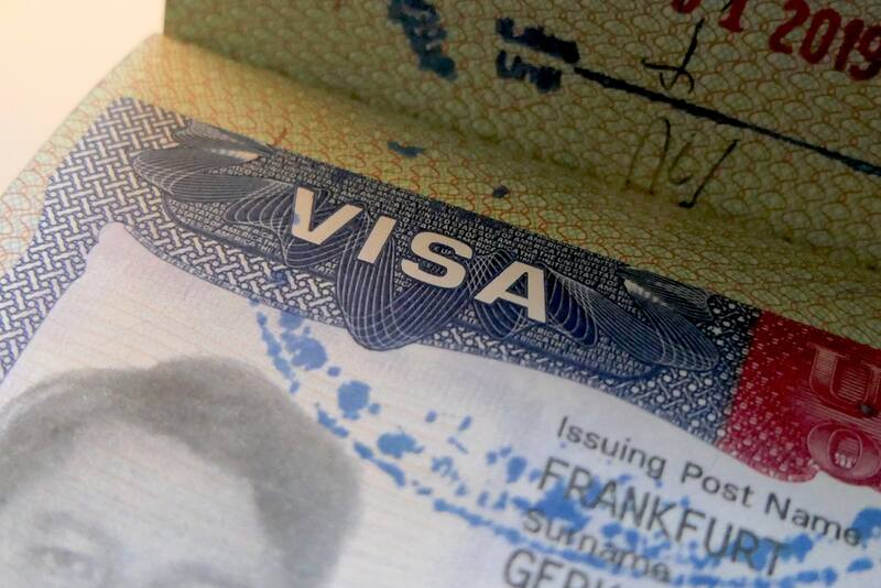 Visas legales en manos de pandilleros. Fuente: archivo.