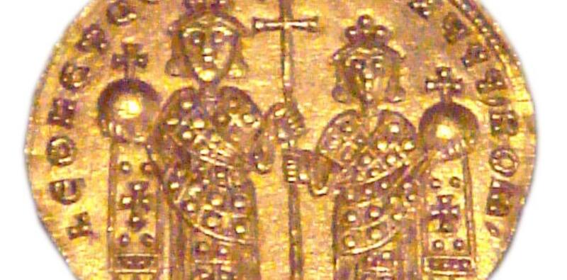 Un dinario del emperador Constantino VII Porfirogéneta. Fuente: Twitter