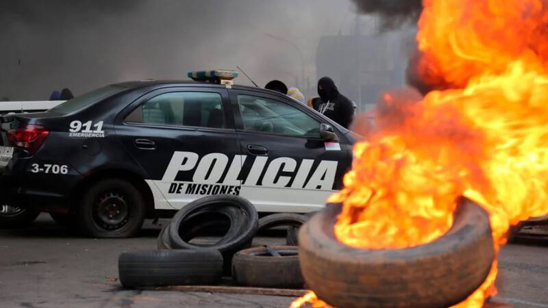 Una de las postales del conflicto gremial en Misiones. (SomosTélam)