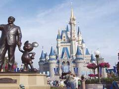 Con un comunicado, Disney calificó la muerte del niño arrastrado por un caimán de “trágico accidente