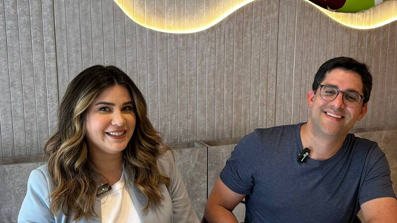 Roberta Rocha y Patrick Souza, creadores de Açaí Brasil.