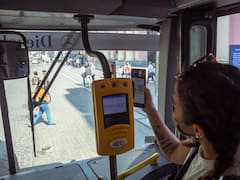 Banco revoluciona pagos con una tarjeta virtual para viajar en colectivo