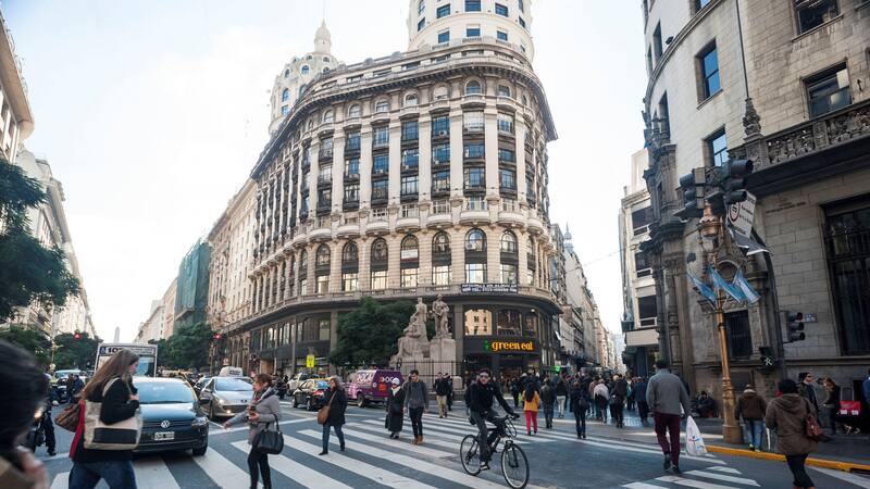 Los edificios de oficinas del Microcentro se reconvierten a viviendas
