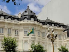 Oportunidad: la Embajada de Brasil contrata empleados argentinos, ¿dónde y cómo presentar el CV?