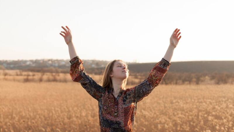 El camino hacia la paz espiritual y la abundancia está a la vuelta de la esquina para estos animales del zodíaco oriental. Foto: Freepik.es.
