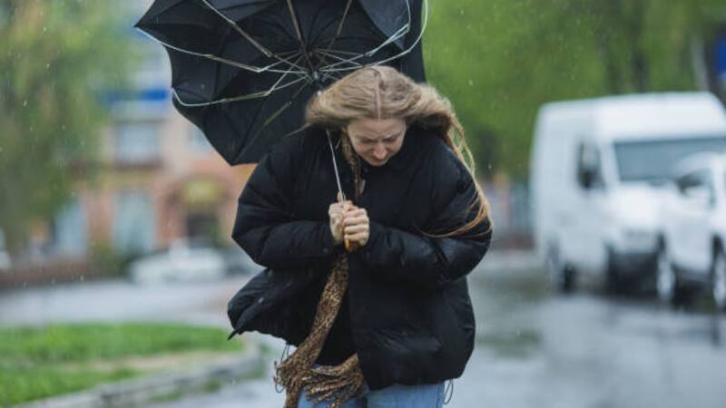 Una fuerte tormenta se aproxima y bajará la temperatura en varias provincias: ¿cuáles son las zonas en alerta amarilla?