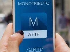 Monotributo de "alta gama": la AFIP evalúa dar de baja a 5000 contribuyentes por evasión