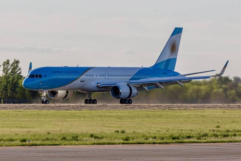 El avión presidencial ARG 01 arribó hoy a Roma a las 19 (hora local, las 15 de Argentina).