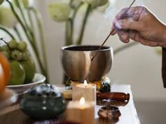 El ritual de magia blanca que llama a la abundancia: los elementos que necesitás y el paso a paso para hacerlo