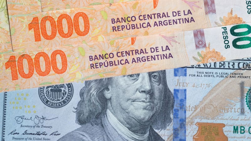 Los ahorristas se inclinan por el plazo fijo y por el dólar.