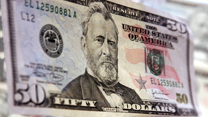 Cada dólar tiene características únicas de seguridad únicas que permiten distinguirlos. Fuente: archivo.