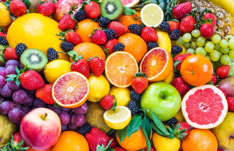 Este desayuno vegano puede ser acompañado por distintas frutas. (Foto: Shutterstock)