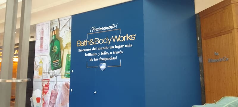 El local de 100m2 en el nivel 1 de Unicenter abriría en diciembre con todo el stock de productos.