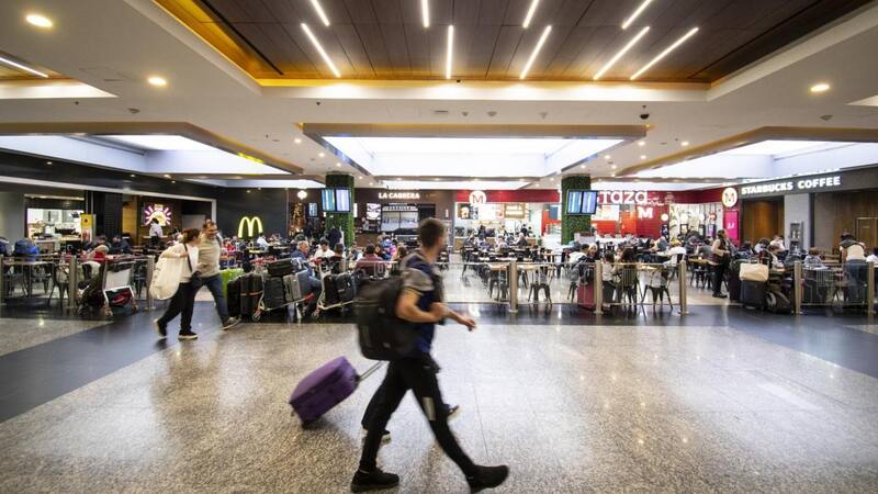 Aeroparque suma marcas de gastronomía para captar a los 46.000 pasajeros en promedio que pasan por esta terminal por día.