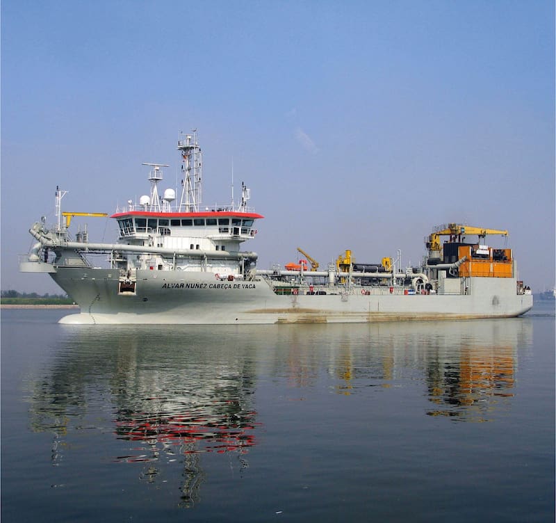 Está cuestionada la labor de Jan De Nul en la hidrovía.