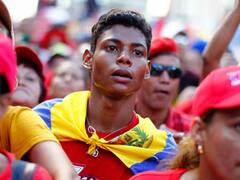 Venezuela elige gobernadores con el foco puesto en la salud de Chávez