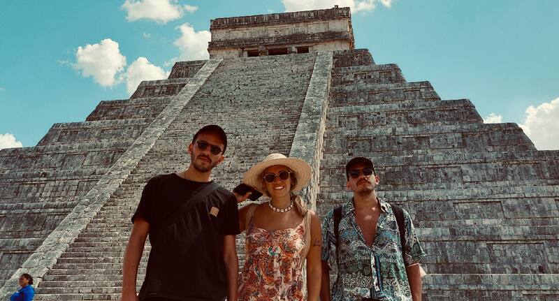 Guido, Catalina y Bruno Nigra, los tres hermanos a cargo de Indochina.