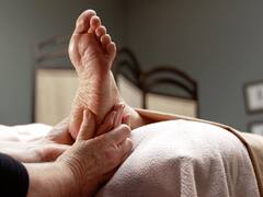 La medicina 'integrativa' llega a los hospitales públicos